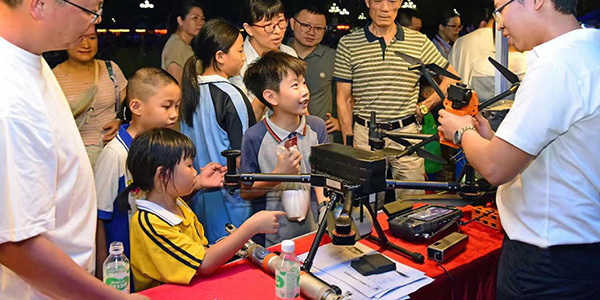 釘金繡、灰塑、無人機、AR體驗……花都上演“科普”盛會