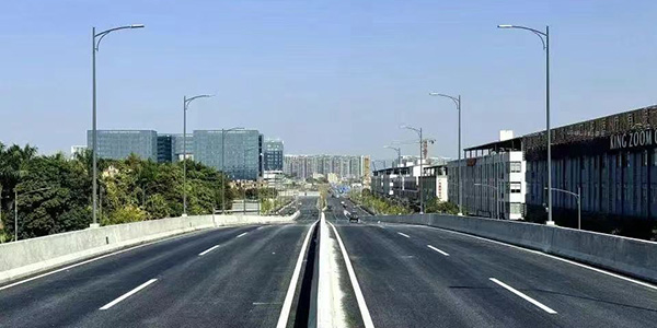 蓮山路（三東大道－商業大道段）正式通車     完善城區路網結構