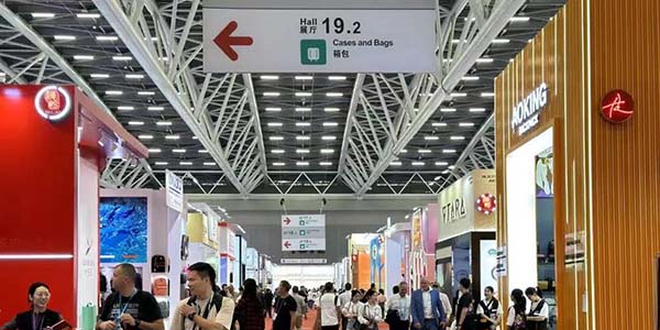 花都區(qū)憑扎實(shí)信用建設(shè)實(shí)踐與創(chuàng)新成果成功登榜，獲全國行業(yè)權(quán)威認(rèn)可  入選縣域信用課題名單